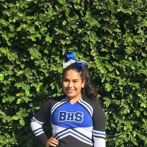 Meet your Posher, Génesis